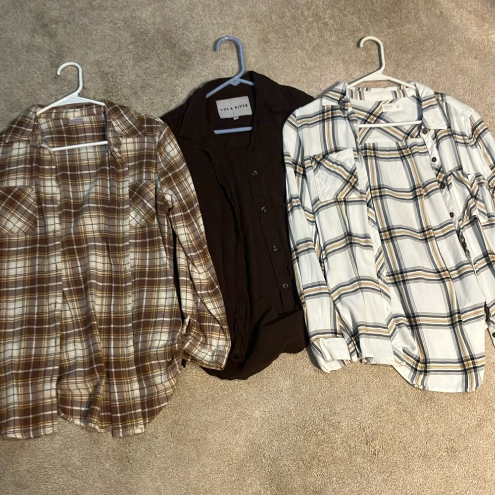 3 piece really cute!! Plaid and Solid Button-Up Shirts Set